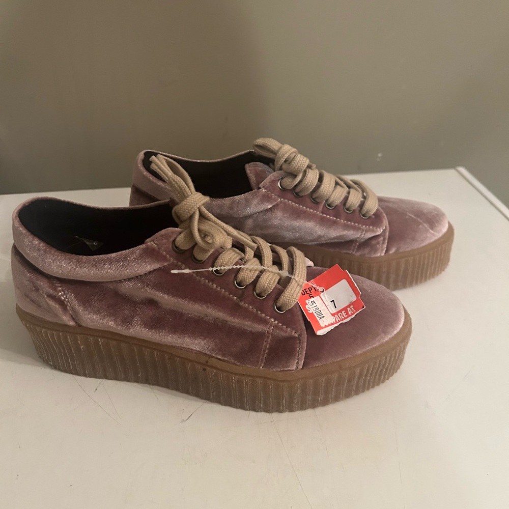 Musse & Cloud Dusty Mauve Velvet Platform Sneakers with Taupe Laces